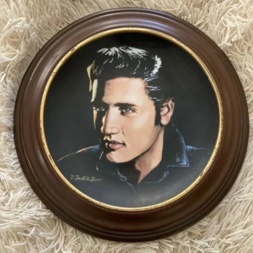Vintage 1991 Elvis Presley Limited Edition Collectible Framed Porcelain Plate